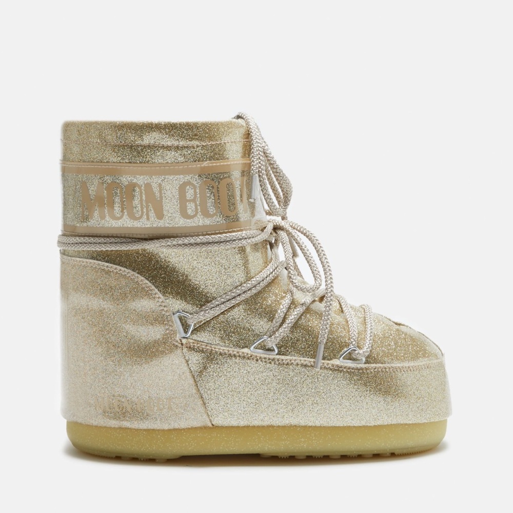 MOON BOOT